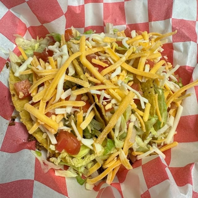 3 Hardshell Tacos.